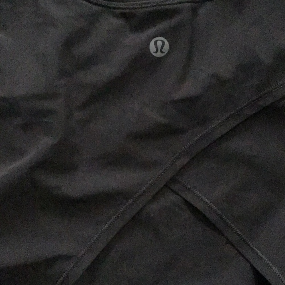 Lululemon Uv Protection Fold-Over Running T-Shirt - image 7